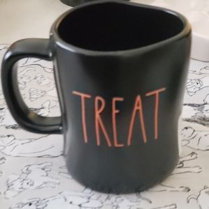 Rae Dunn halloween mug